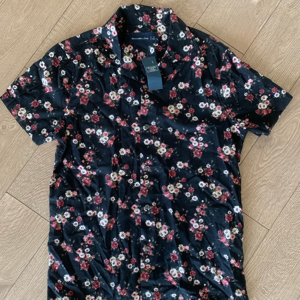 Abercrombie & Fitch Floral Button Down